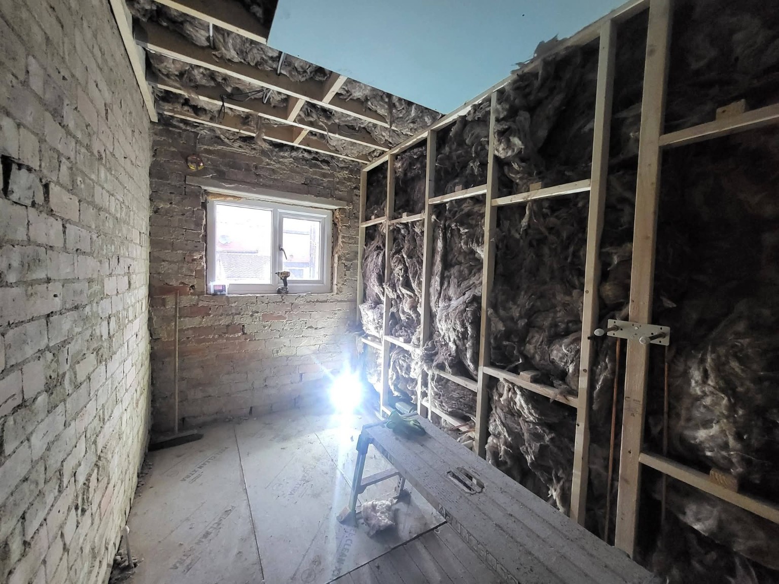 Insulated wall before boarding